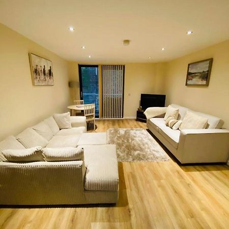 Liverpool City Centre Modern Apartment Fits 6 People Екстер'єр фото